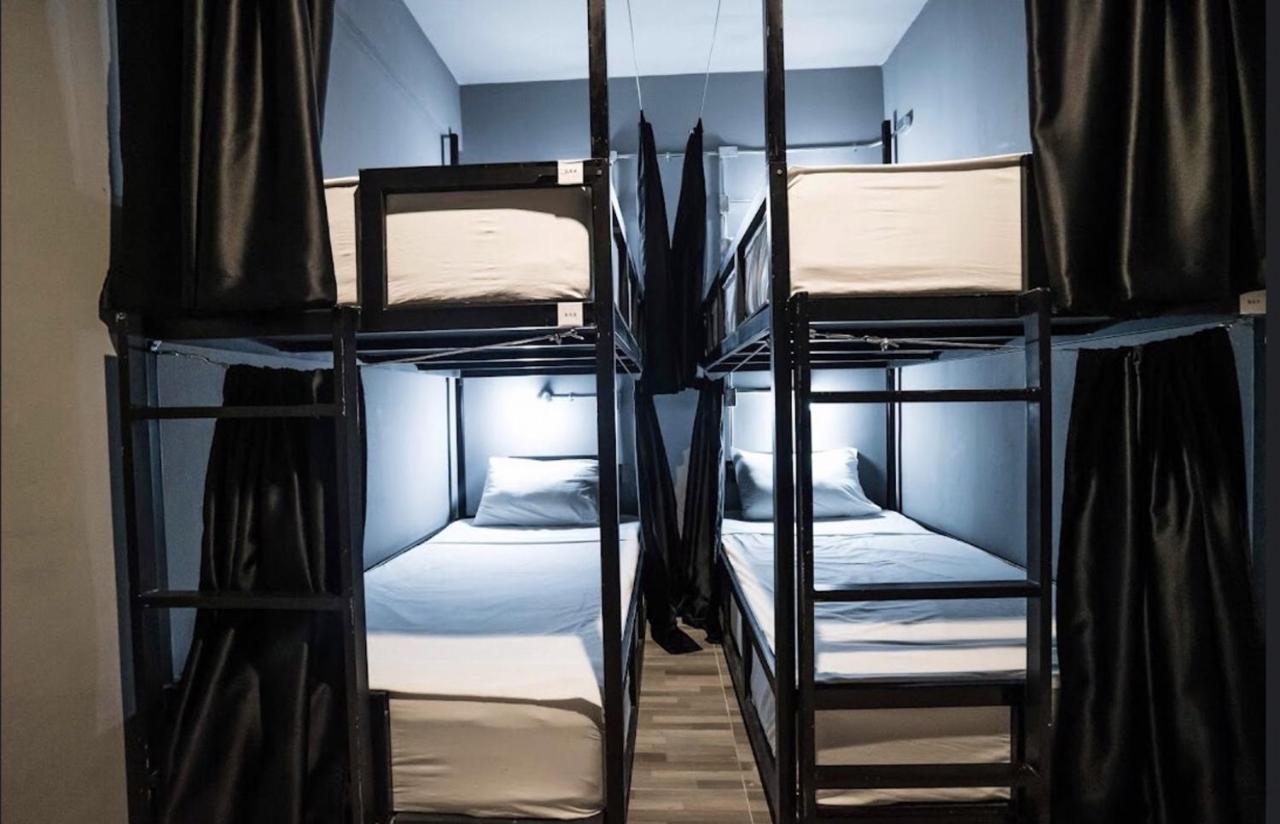 3Plus1 Hostel Patong Екстериор снимка