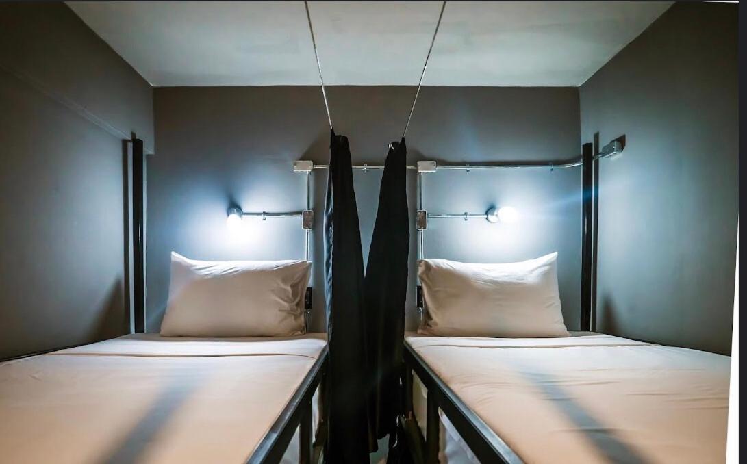 3Plus1 Hostel Patong Екстериор снимка